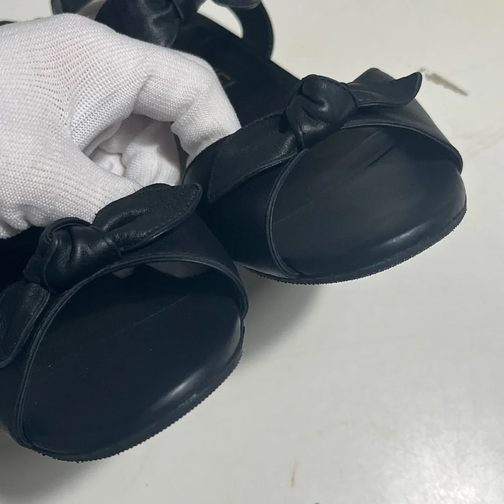 Sold Taking offers! CHANEL Black Knot-Detail Slingback Sandals